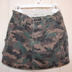 girls camo mini skirt